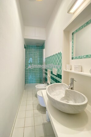 Bathroom - Bay beach apartment (Santa Reparata)