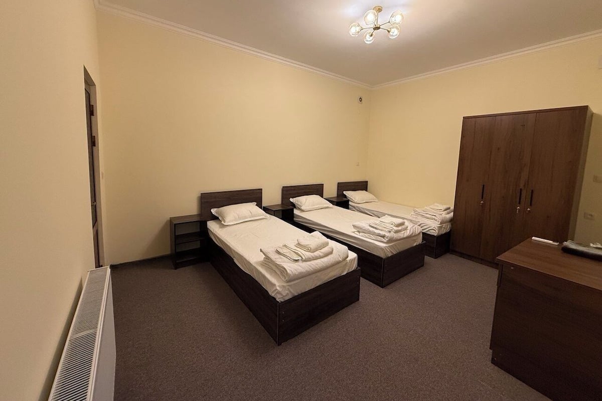 Basic Triple Room | Free WiFi