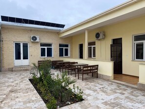 Outdoor dining - ORIENT HOUSE  (Bukhara)