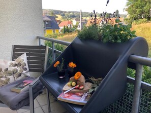 Family Triple Room, Balcony, Garden View | Kawasan hartanah