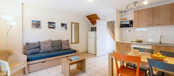 Duplex Cottage With Pool for 4