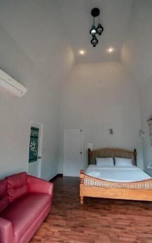 Suriyan Villa
