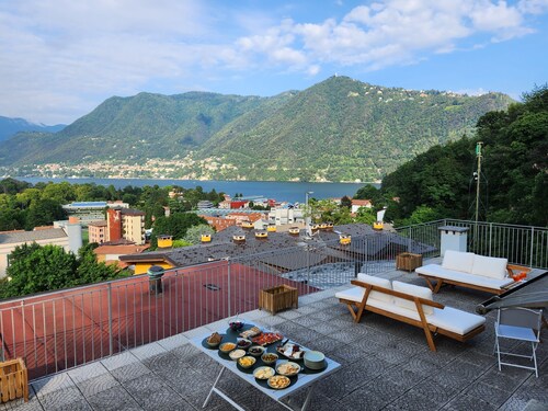 Holiday Home 'Villa Cielo Lake Como' with Lake View, Private Terrace and Wi-Fi