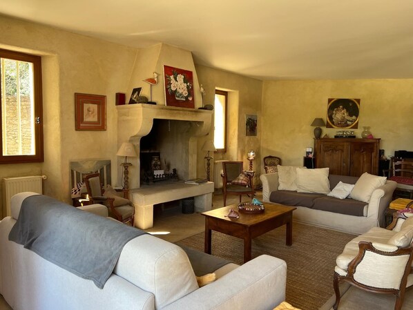 Living area - Maison Margerie - Mas provençal with swimming pool near Grignan (Colonzelle)