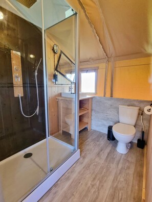 Tent | Bathroom