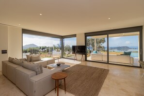 Villa, fumatori | 30 camere