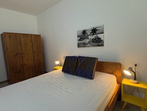 Iron/ironing board, Internet, bed sheets - Sal Princess - Lovely apartment in Santa Maria perfect for dream your holidays (Santa Maria)