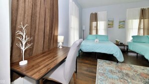 3 bedrooms, iron/ironing board, WiFi, bed sheets - Charming 3-bedroom house in Indianapolis (Indianapolis)