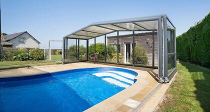 Gîtes des Lacs - Gîte Le Muscat : piscine, sauna et jaccuzzi partagés, terrasse privée et Wi-Fi