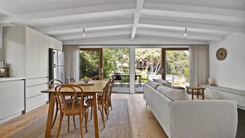 Apartment | Living room