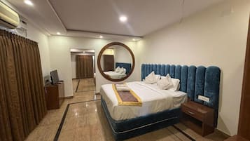 Familie suite, uitzicht op zwembad