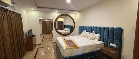 Family Suite, Pool View