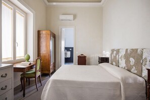 4 Schlafzimmer, Bügeleisen/Bügelbrett, kostenloses WLAN, Bettwäsche
