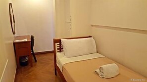 Room - Avitel Hotel (Makati)