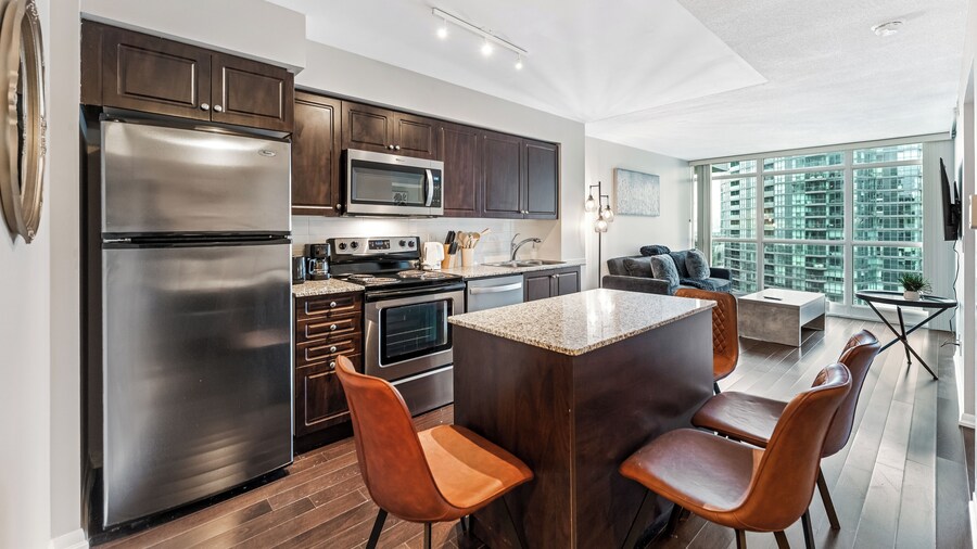 The Ivory Hotel and Suites