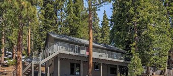Cozy Spacious 4BD Modern Mountain Home