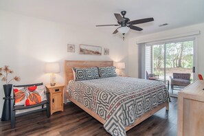 Free WiFi, bed sheets - TB 36B-Beachy 3-Bed Condo with Pools & Golf Views Dog Friendly (Pawleys Island)