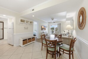 1 bedroom, free WiFi, bed sheets, wheelchair access - SH 114 lakeside View, Lazy River, Hot Tubs, Beach Access (Pawleys Island)