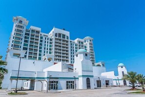 Exterior - "Blue Horizon" Incredible views! Resort Amenities (Galveston)