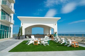 Outdoor dining - "Blue Horizon" Incredible views! Resort Amenities (Galveston)