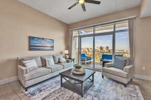 Smart TV, ping pong - "Blue Horizon" Incredible views! Resort Amenities (Galveston)
