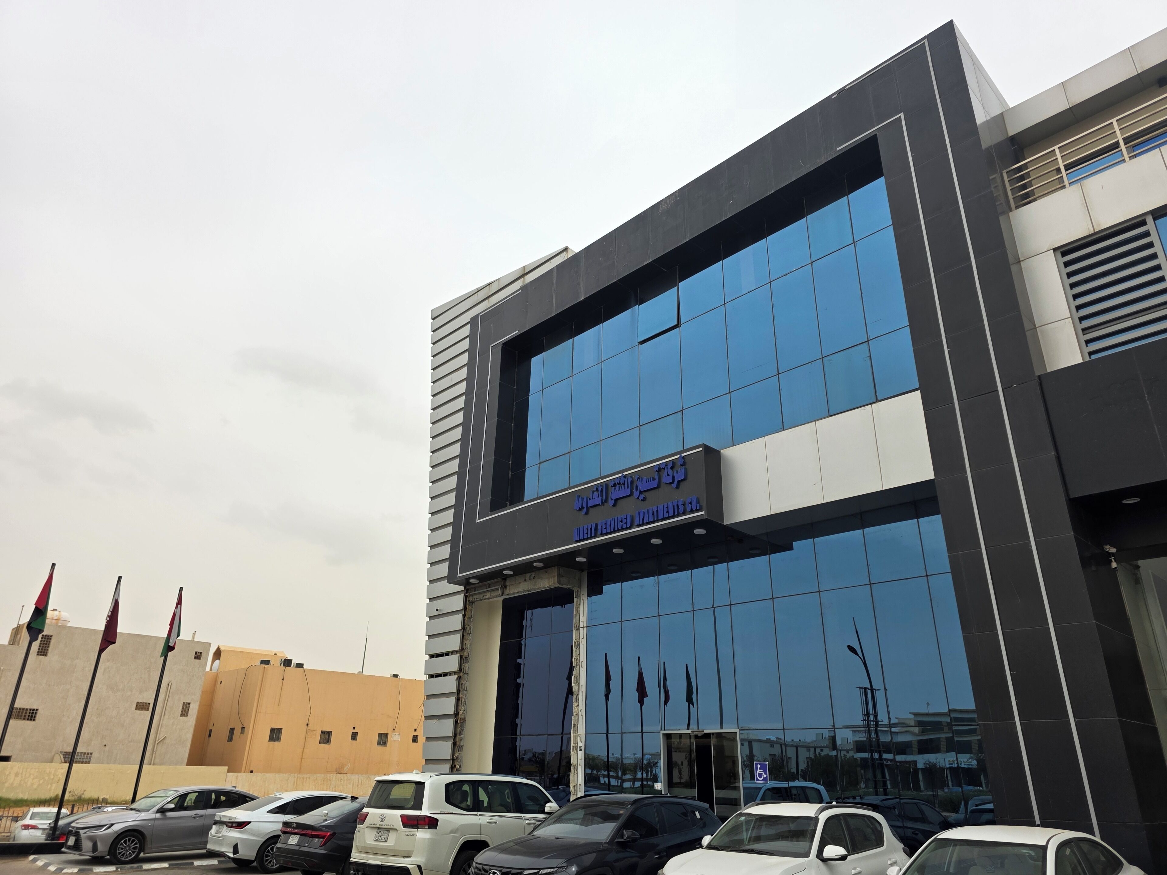 واجهة المنشأة