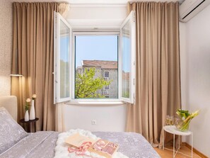 Apartment | View from property - Retreat With Delonghi Kitchen & Balcony (Split)