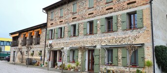 Simply Home – Elegant Stay near Treviso & Prosecco Hills