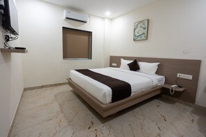 Standard Double or Twin Room | Desk, laptop workspace, free WiFi - Hotel V Grand (Hyderabad)