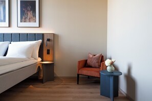 Suite, Non Smoking | In-room safe, desk, laptop workspace, blackout curtains - Thon Hotel Drammen (Drammen)