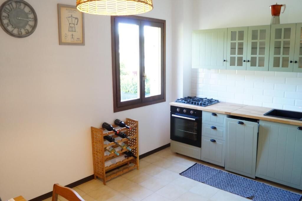 House, River View | Private kitchen