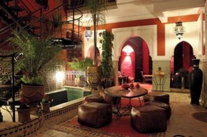 Dining - Riad Kantarell (Marrakech)