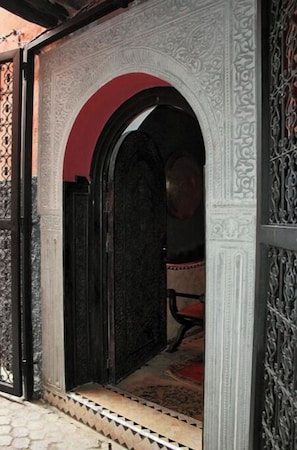 Exterior detail - Riad Kantarell (Marrakech)