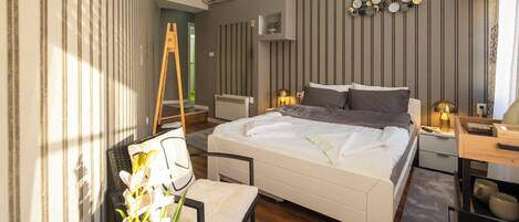 Deluxe Double Room, City View