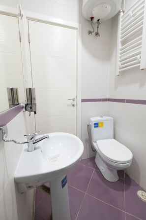 Classic-Doppelzimmer | Badezimmer