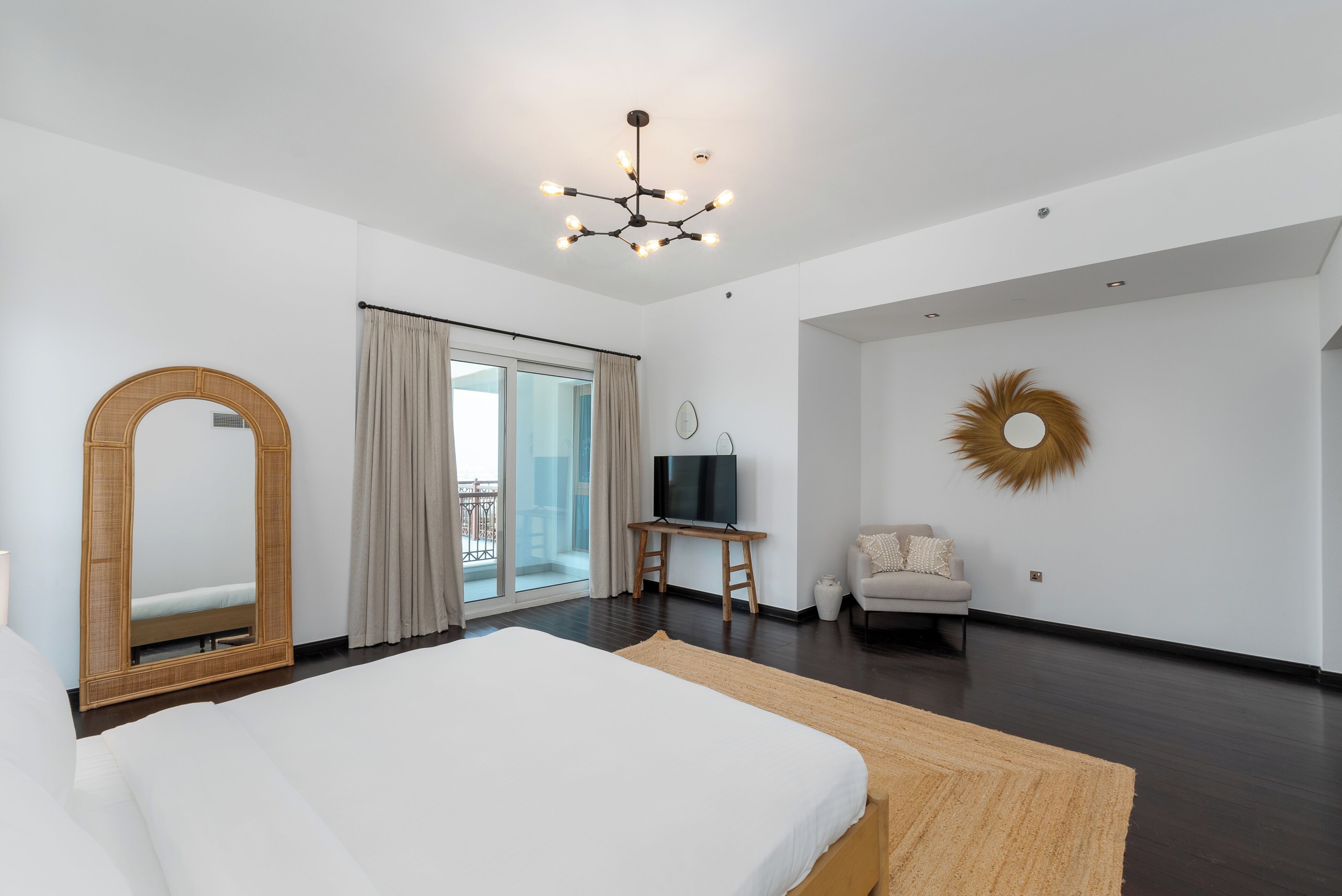 Appartement luxueux, 3 chambres, balcon, vue partielle sur l'océan