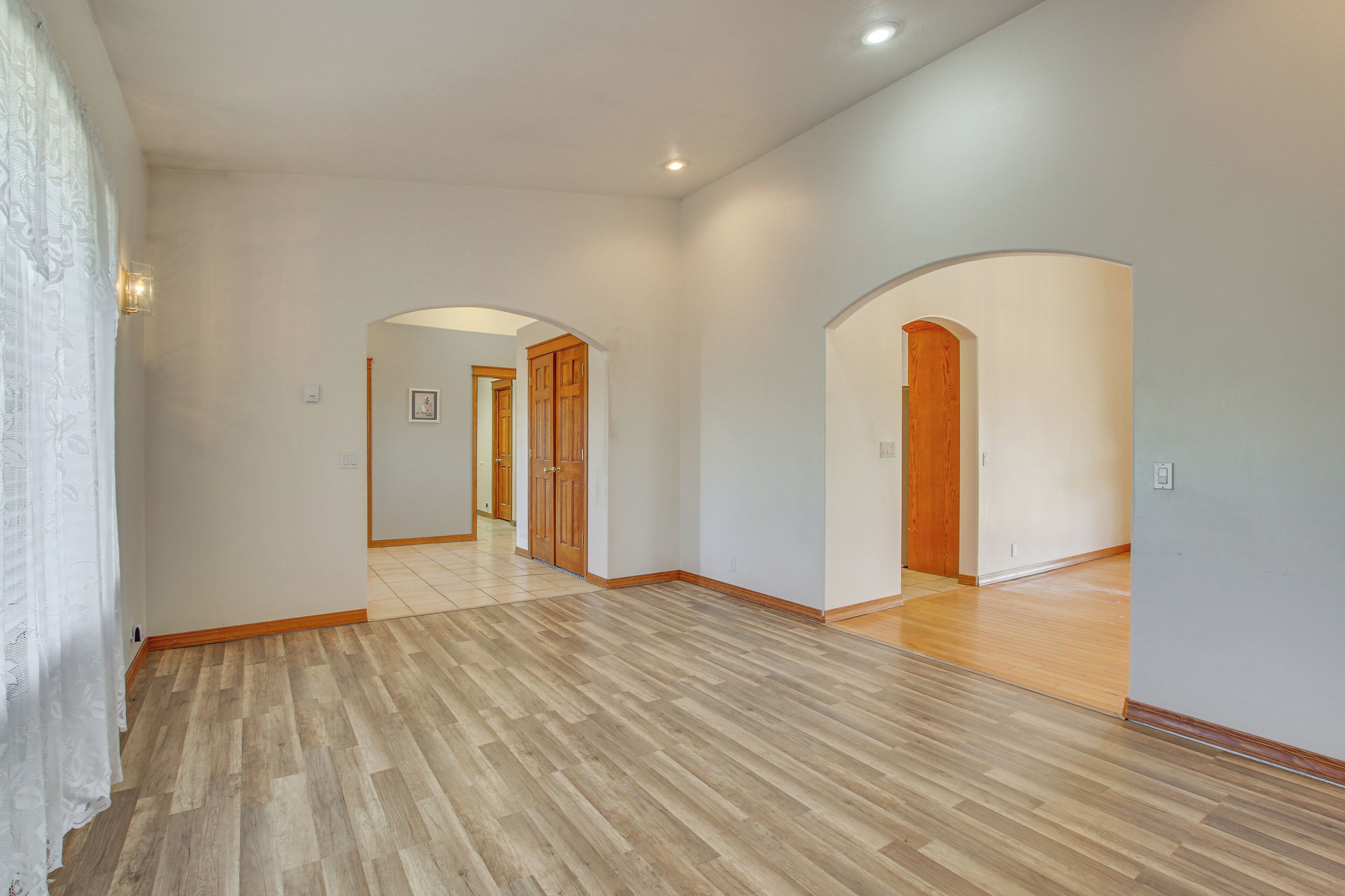 單棟房屋 (4 Bedrooms) | 內部