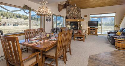 New in Big Sky! Patio, Fireplace, Minutes from Town Center!