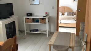 WiFi, bed sheets - Apartment No. 2 for 3–4 Guests (36 m²) in Dahme (Dahme)