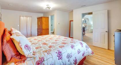 3 Mi to University of Arizona Campus! Group Escape