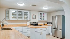 Hus (3 Bedrooms) | Innvendig