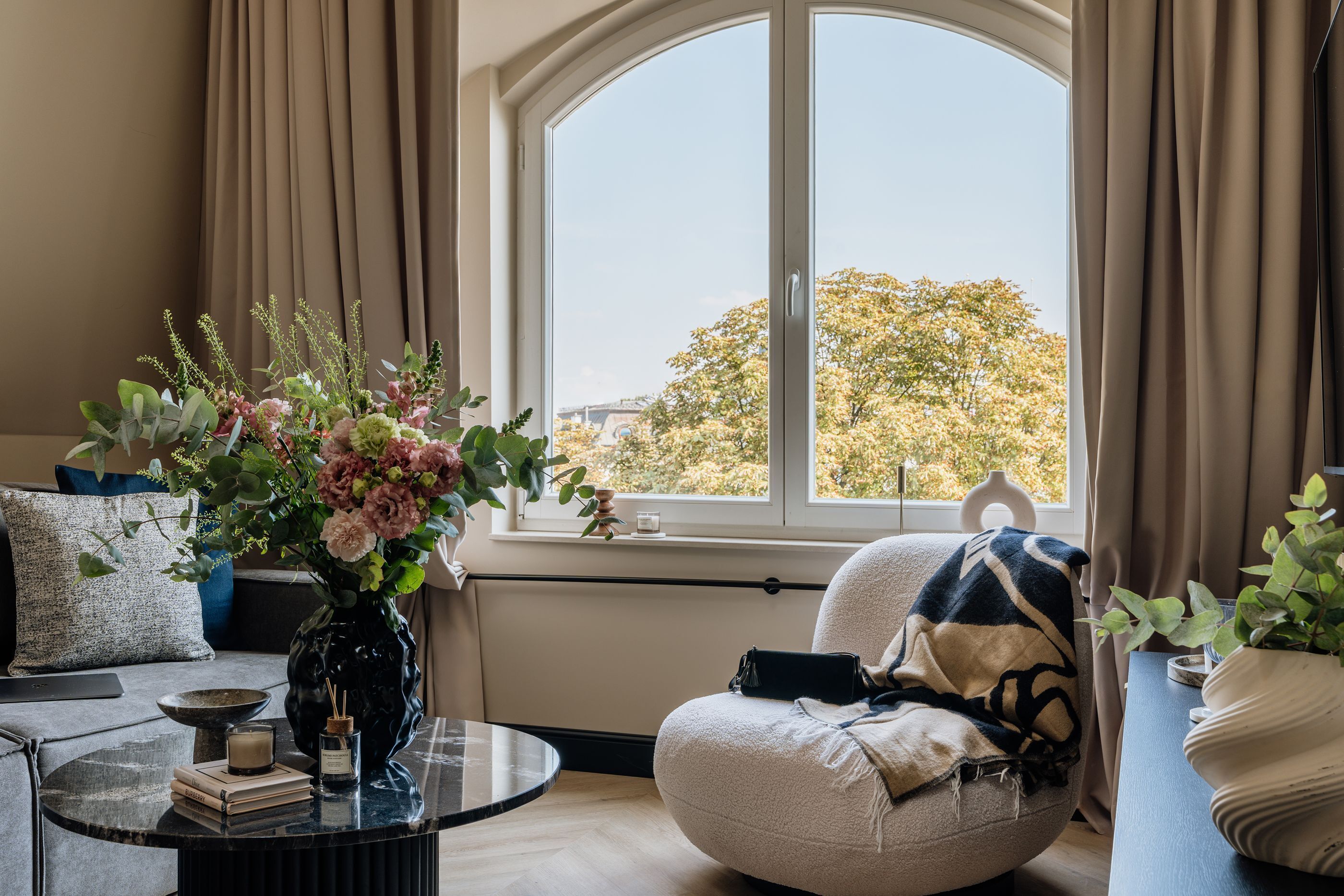 Executive Apartment, Bathtub