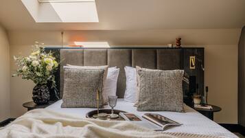 Executive Apartment, Bathtub