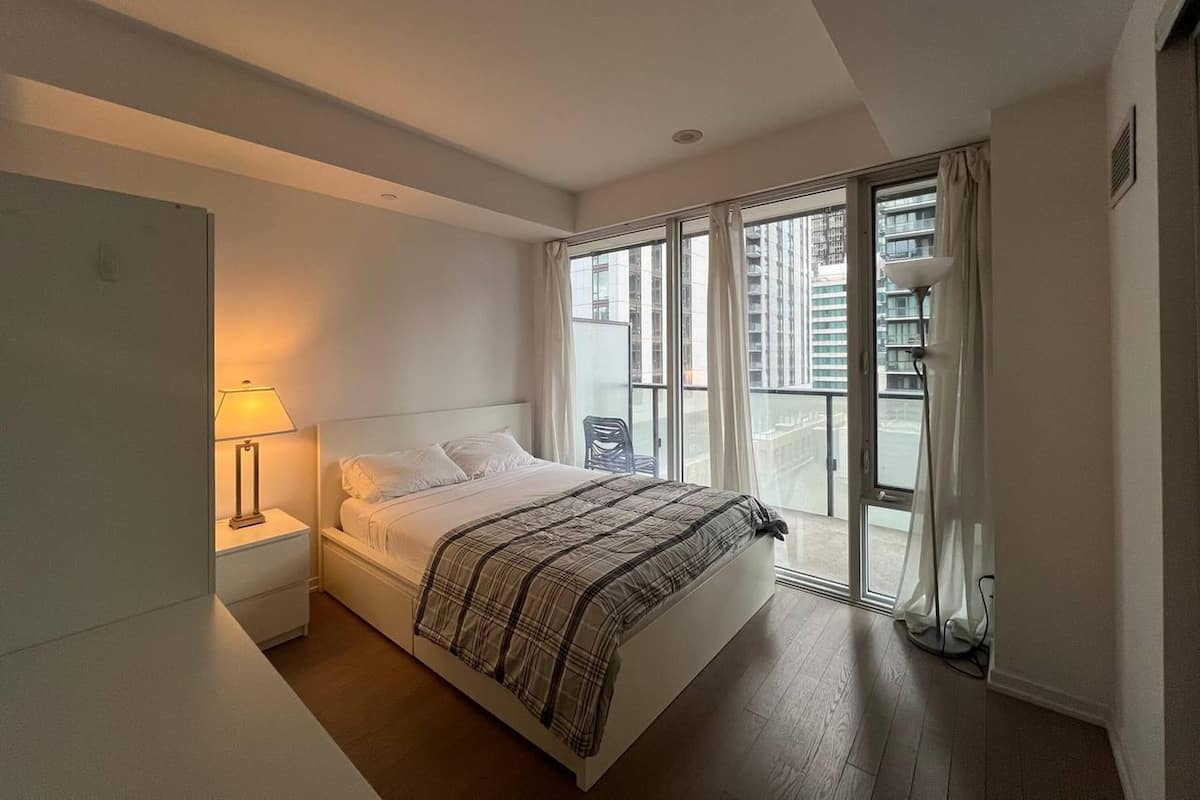 Executive Suite, 1 Queen Bed with Sofa bed, Non Smoking