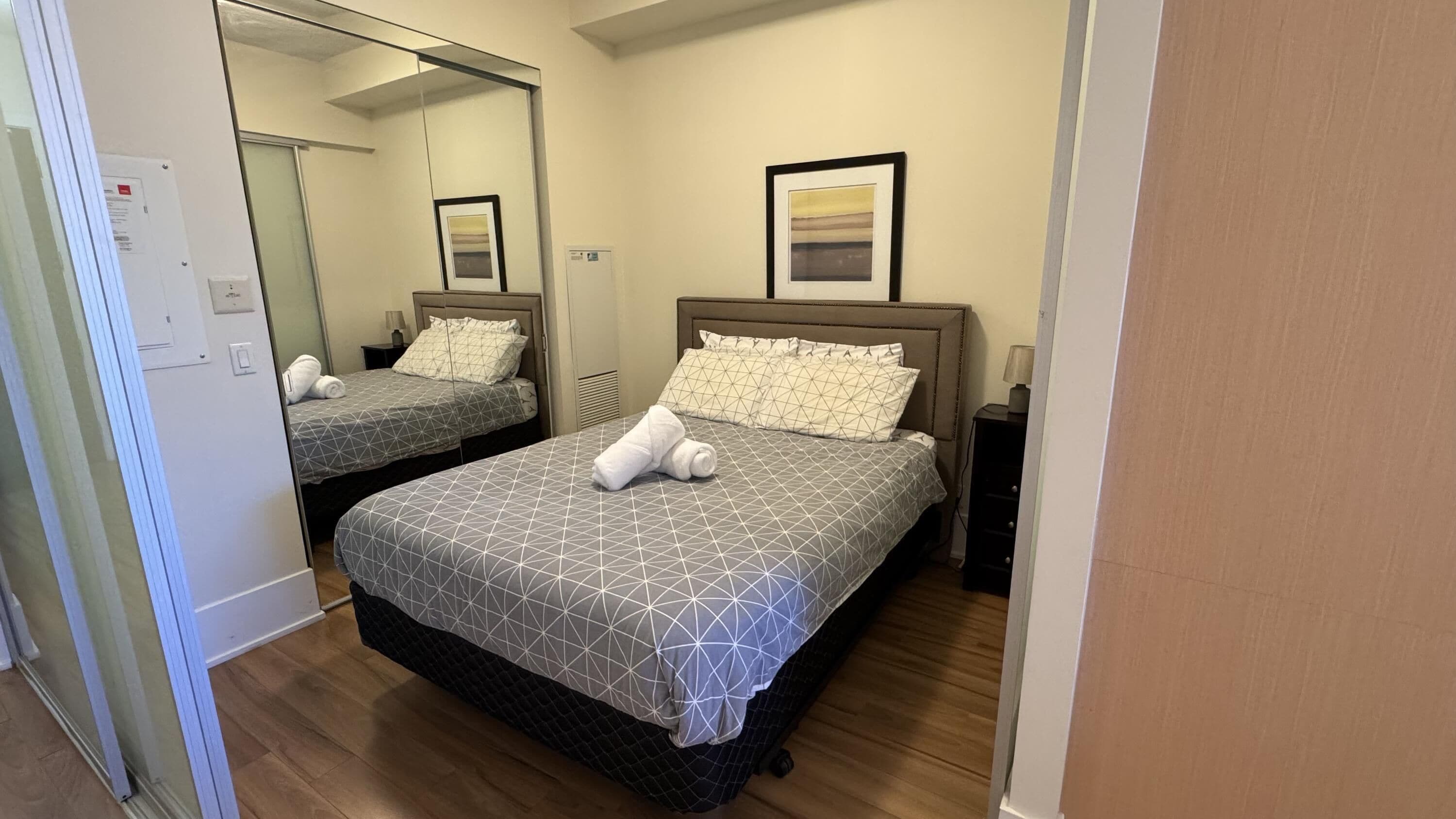 Standard Suite, 1 Queen Bed with Sofa bed, Non Smoking