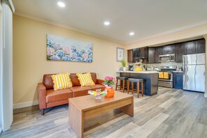 미분류 이미지, 5/28장, 버튼