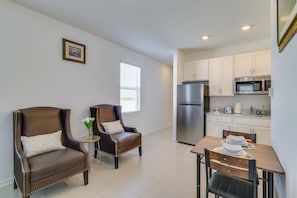 Apartment (1 Bedroom) | Interior - Modern Groveland Suite Near Lakes & Trails! (Groveland)