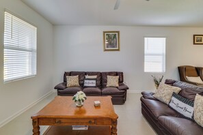 Apartment (1 Bedroom) | Interior - Modern Groveland Suite Near Lakes & Trails! (Groveland)