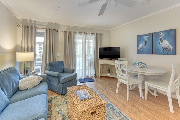 1st-floor Resort Condo W/ Pool, Beach Walk & Bunks - Hilton Head Island, SC