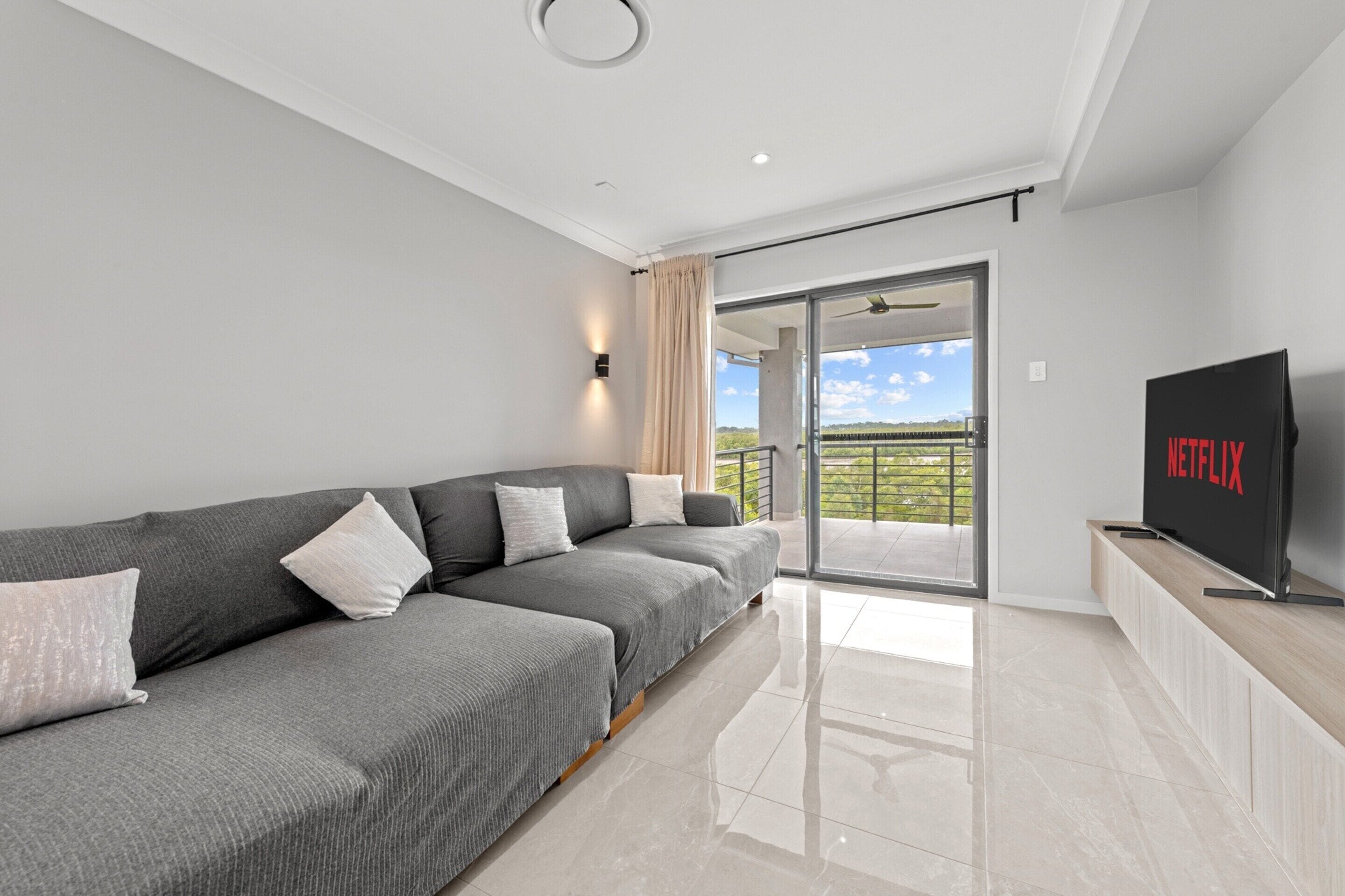 Apartment | Living room